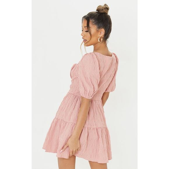 PrettyLittleThing Pink Gingham Print Crinkle Underbust Detail Tiered Smock Dress - Picture 8 of 8
